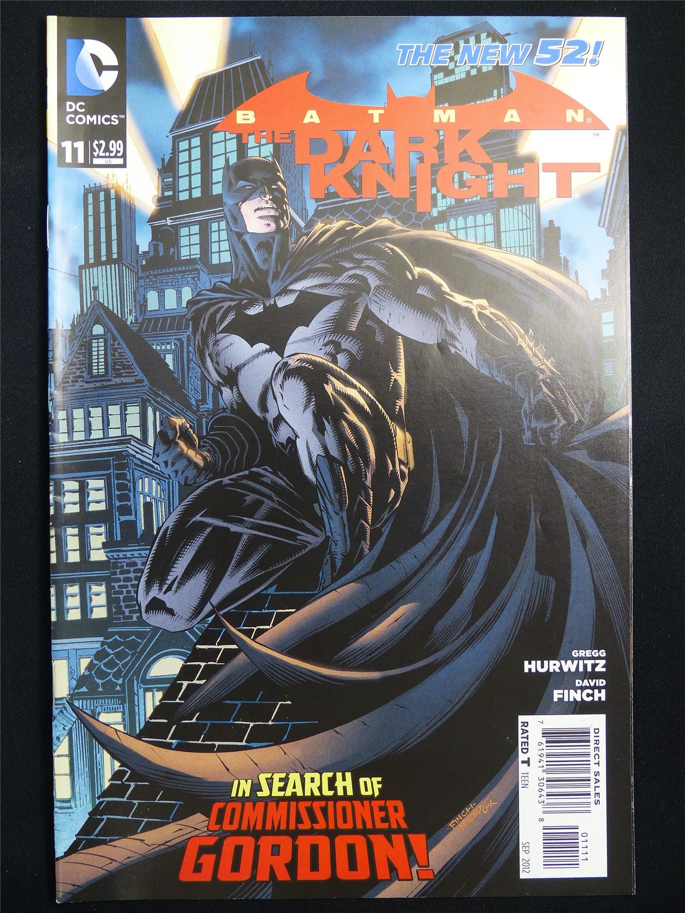BATMAN: The Dark Knight #11 new 52! - DC Comic #33V