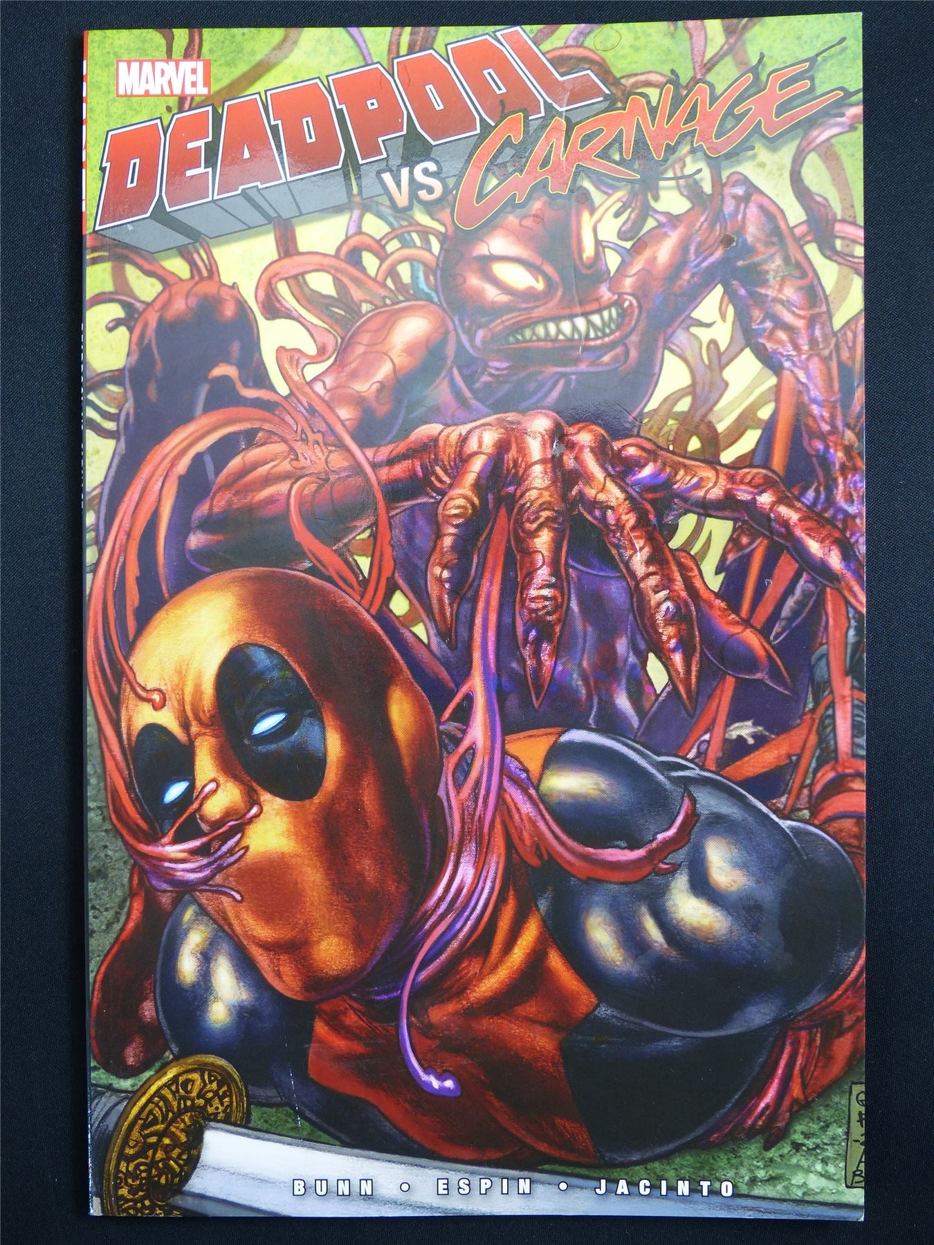 Deadpool vs Carnage - Marvel Graphic Softback #4RH
