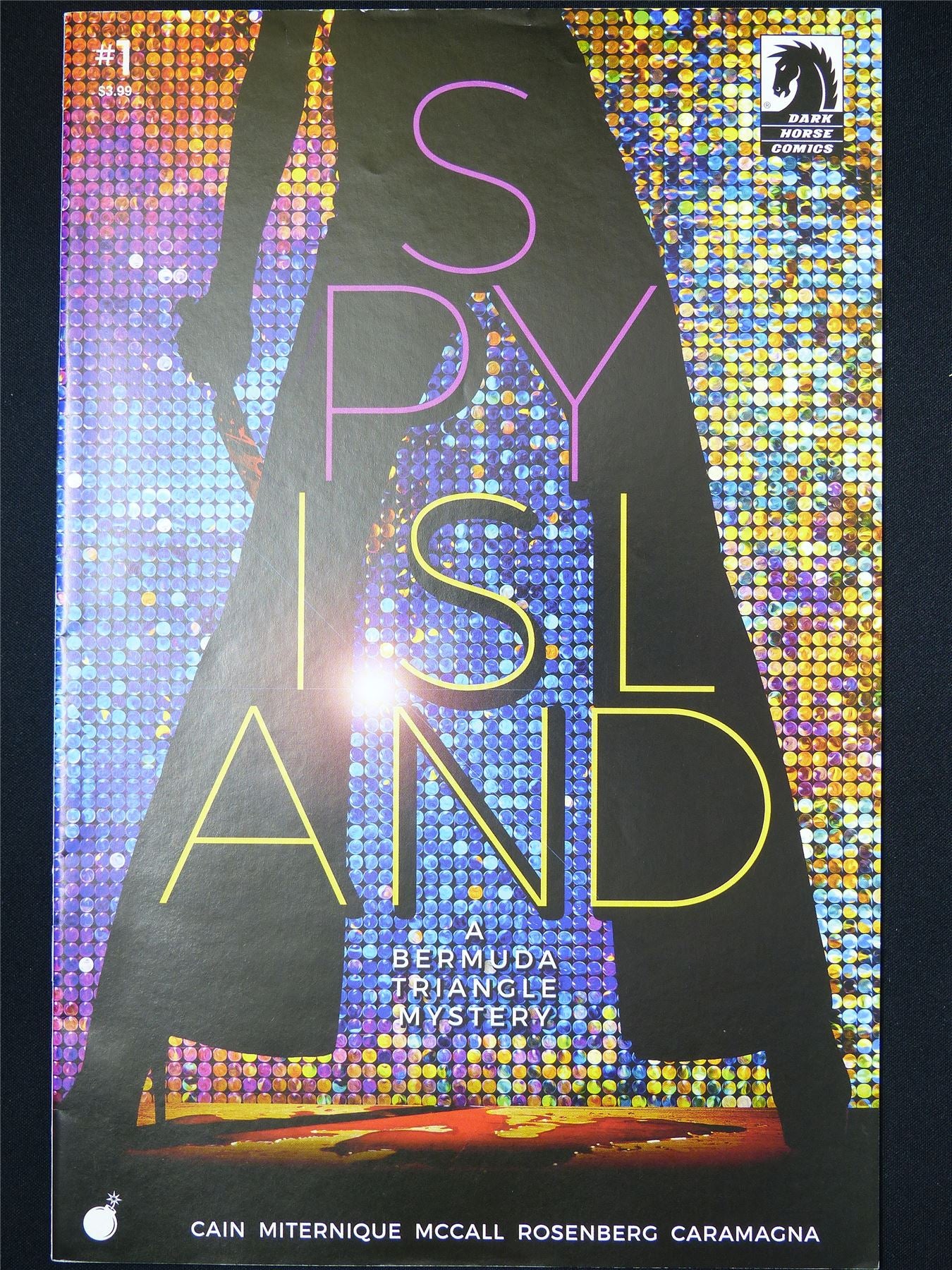 SPY Island #1 - Dark Horse Comic #49V