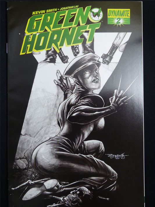 GREEN Hornet #2 - Dynamite Comic #3V3