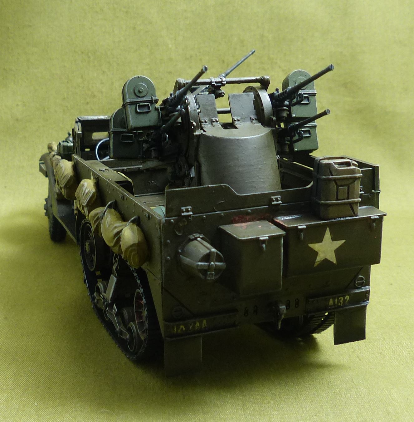 US Half track /  M16 MGMC Half-Track  painted 1:35 scale - WW2 Model #16Z