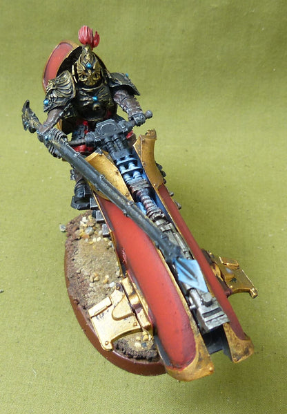 Legio Custodes Gyrfalcon Pattern Jetbike painted - Adeptus Custodes - Warhammer 40K #30G