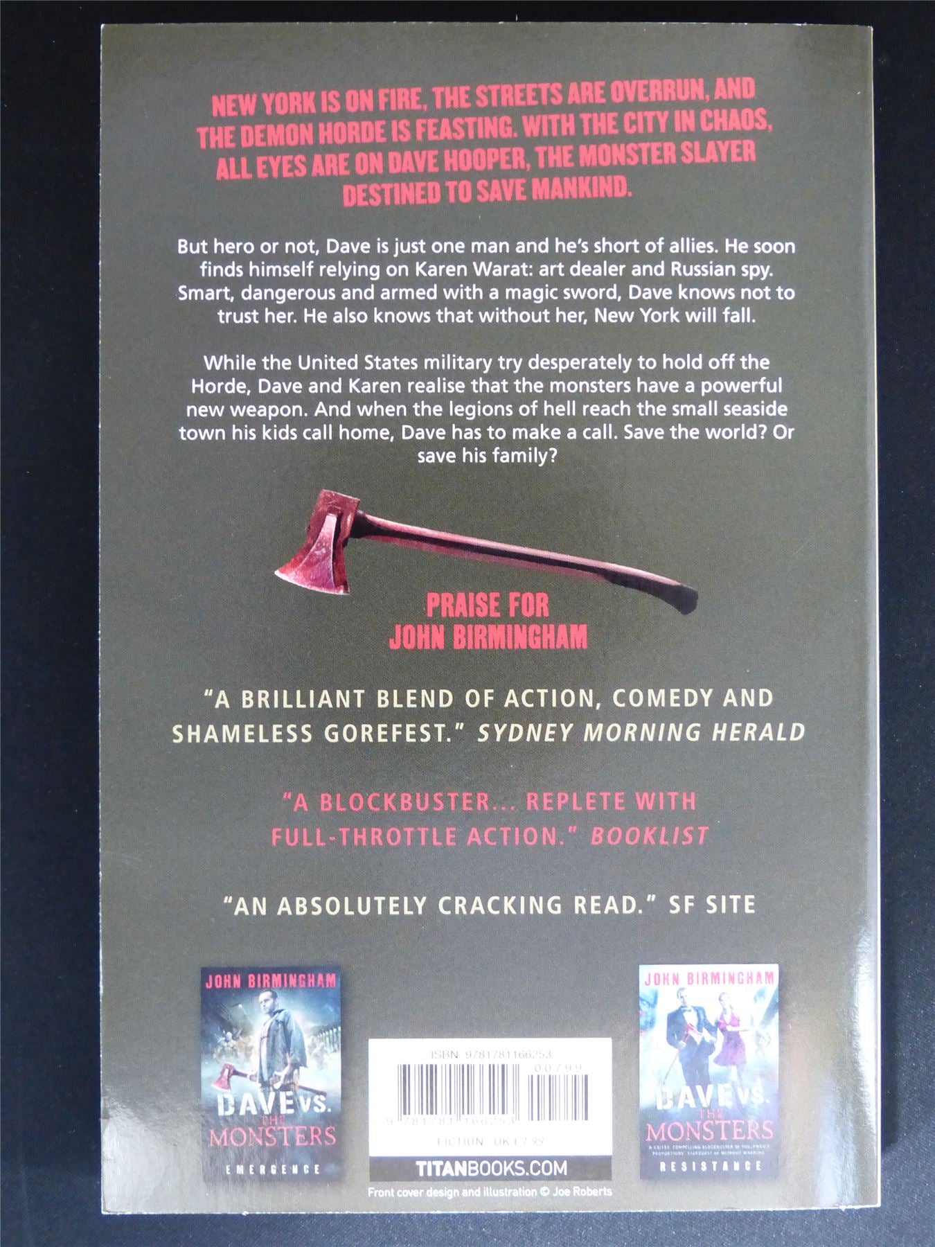 Dave vs The Monsters: Ascendance - Titan Novel Softback #O2