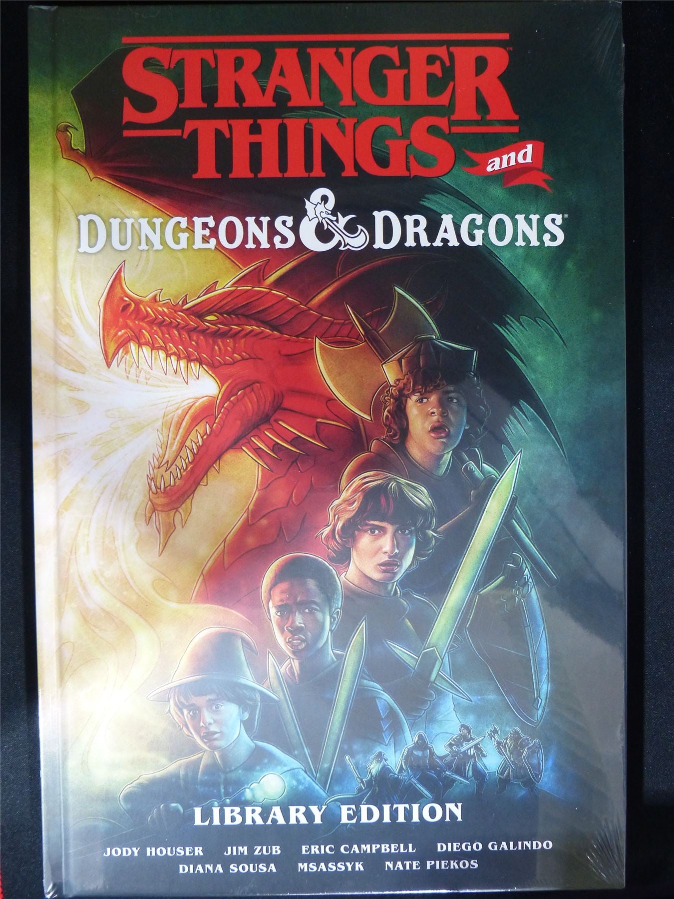 Stranger Things and Dungeons & Dragons: Library Edition - Dark Horse Graphic Hardback #QR