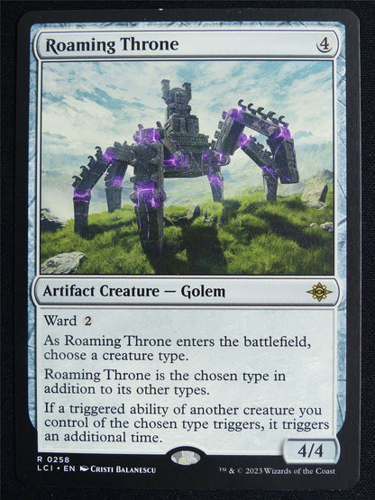 Roaming Throne - LCI - Mtg Card #4LR