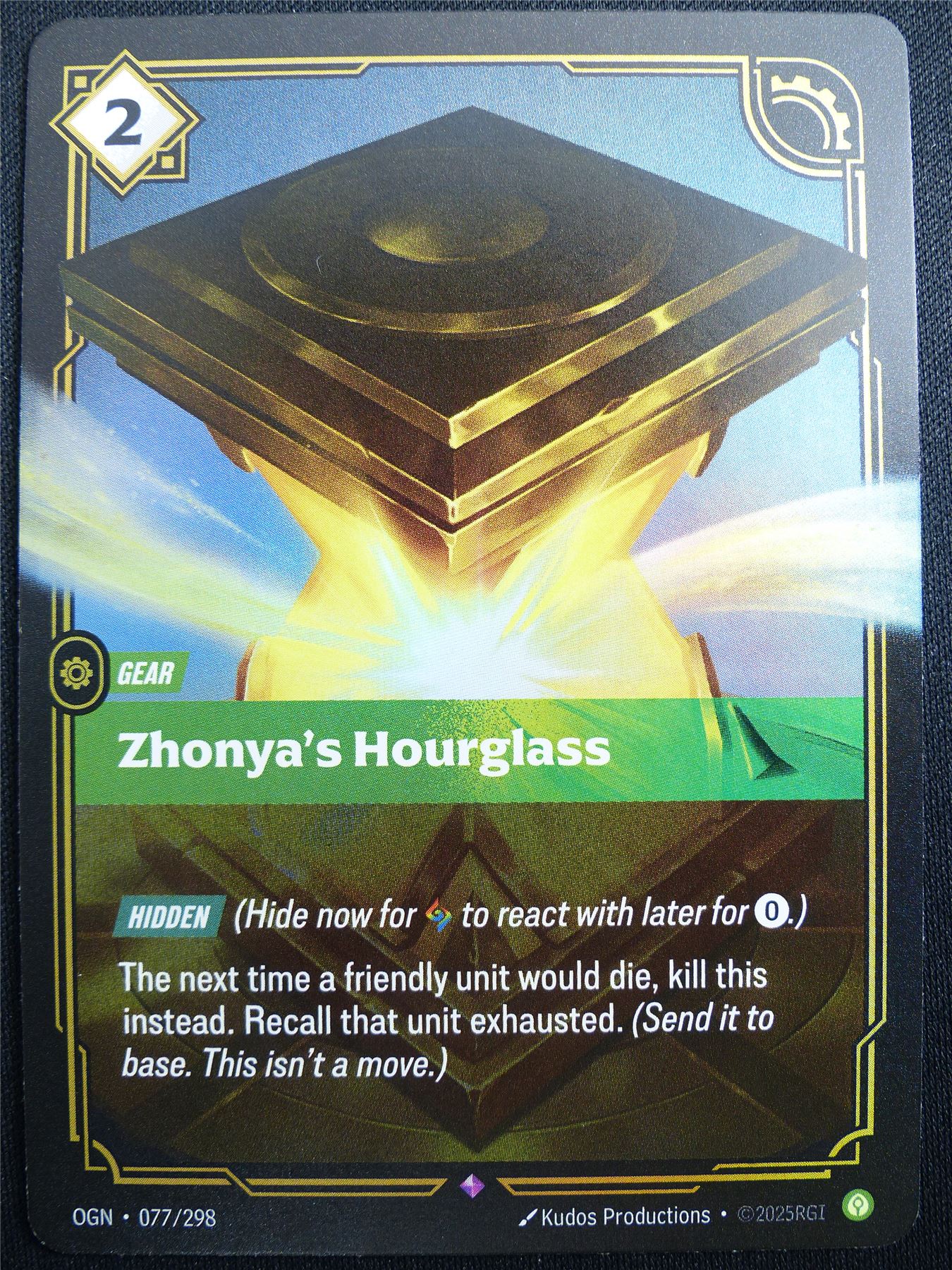Zhonya's Hourglass 077/298 Rare Foil - OGN - Riftbound Card #2DP