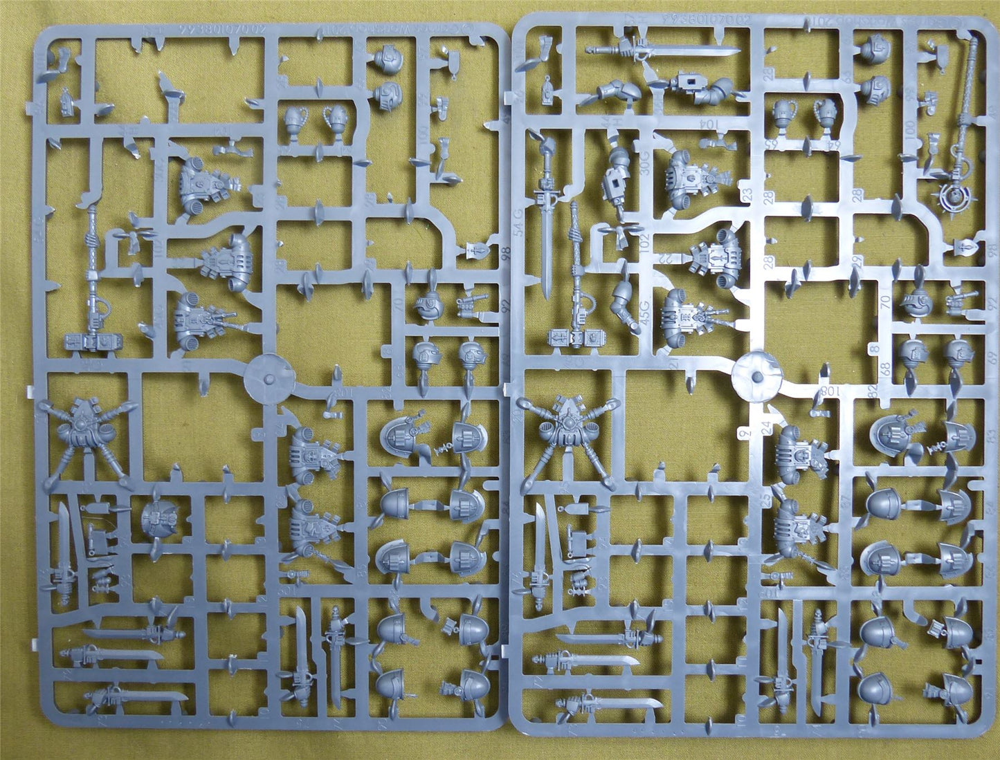 Strike Squad part built - Grey Knights - Warhammer 40K #1BG