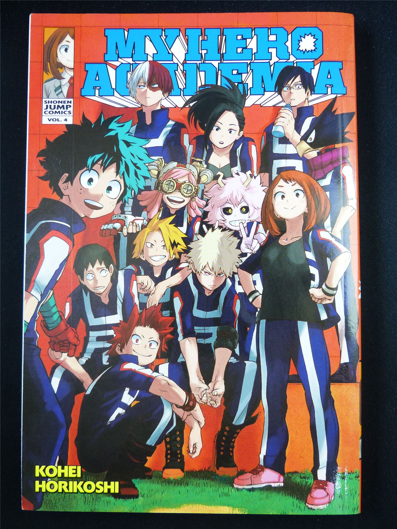 MY Hero Academia volume 4 - Shonen Jump Manga #1WA