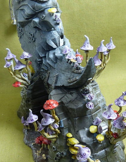 Bad Moon Loonshrine painted - Gloomspite Gitz - Warhammer AoS #16L