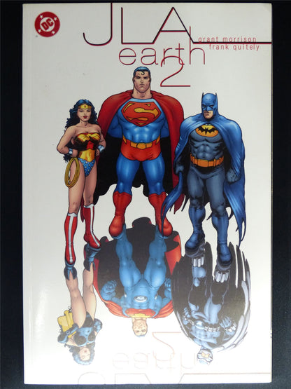 Justice League of America: Earth 2 - DC Graphic Softback #P6