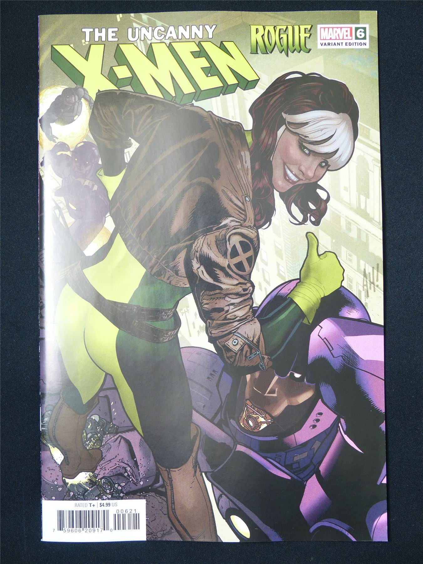 The Uncanny X-MEN #6 Rogue Variant - B&B Jan 2025 Marvel Comic #4LU