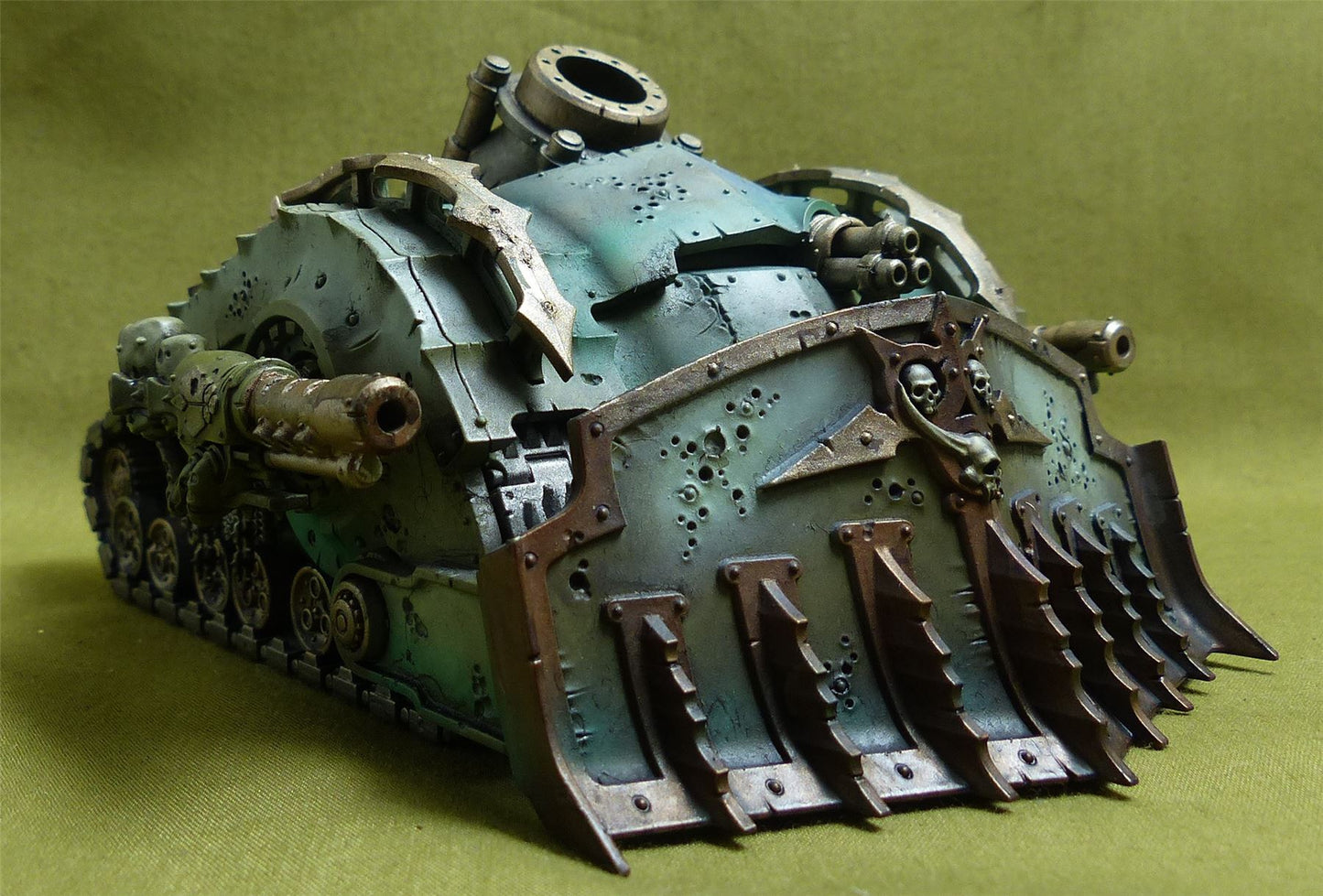 Plagueburst Crawler painted - Death Guard - Warhammer 40K #42Q