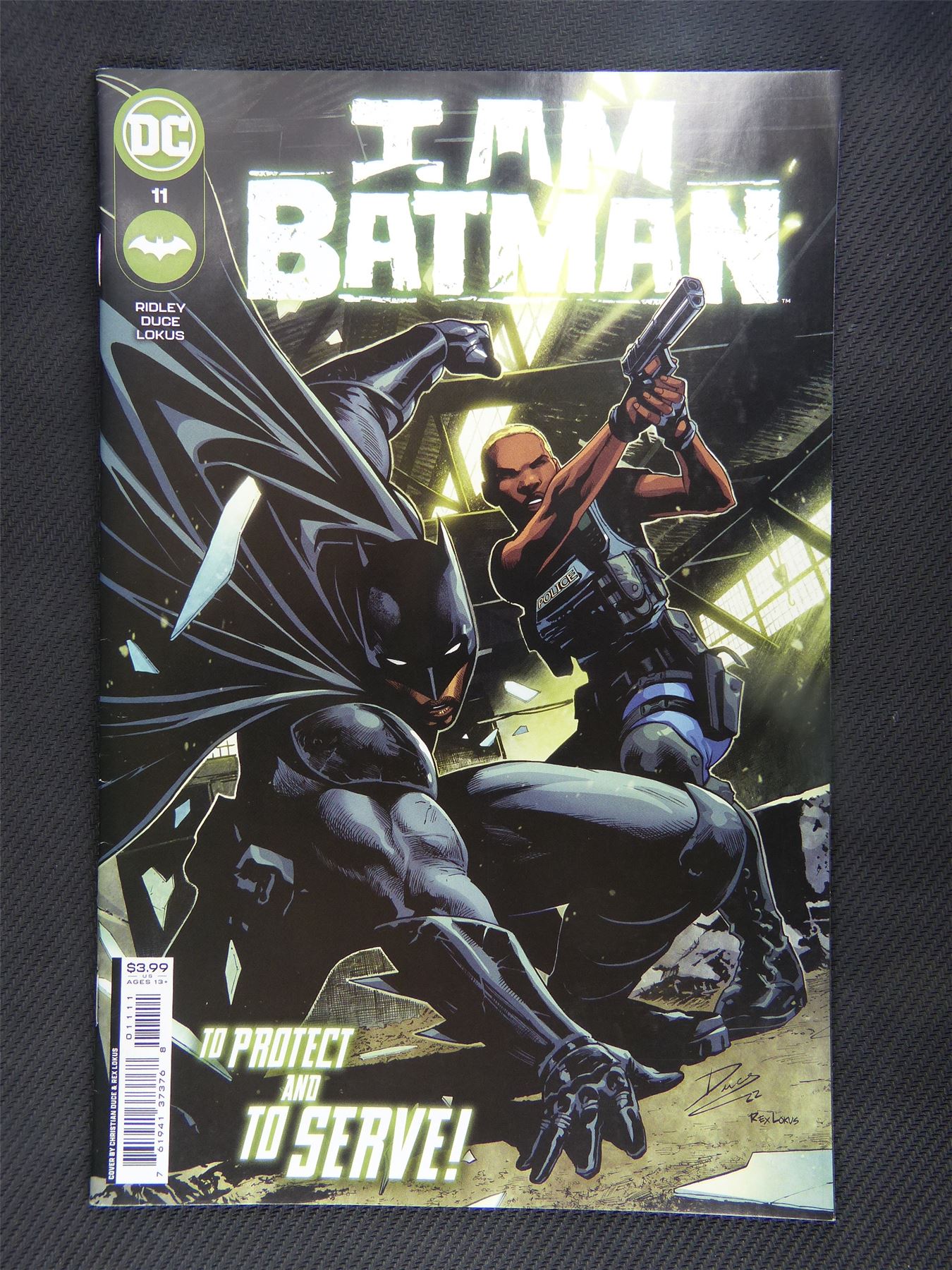 I Am BATMAN #11 - DC Comic #2RY