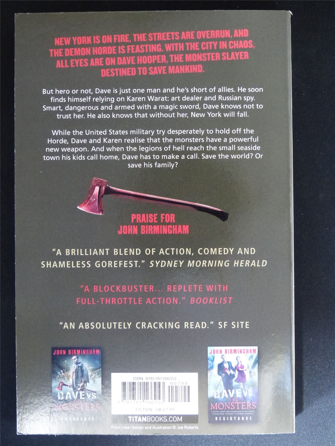 Dave vs The Monsters: Ascendance - Titan Novel Book Softback #80