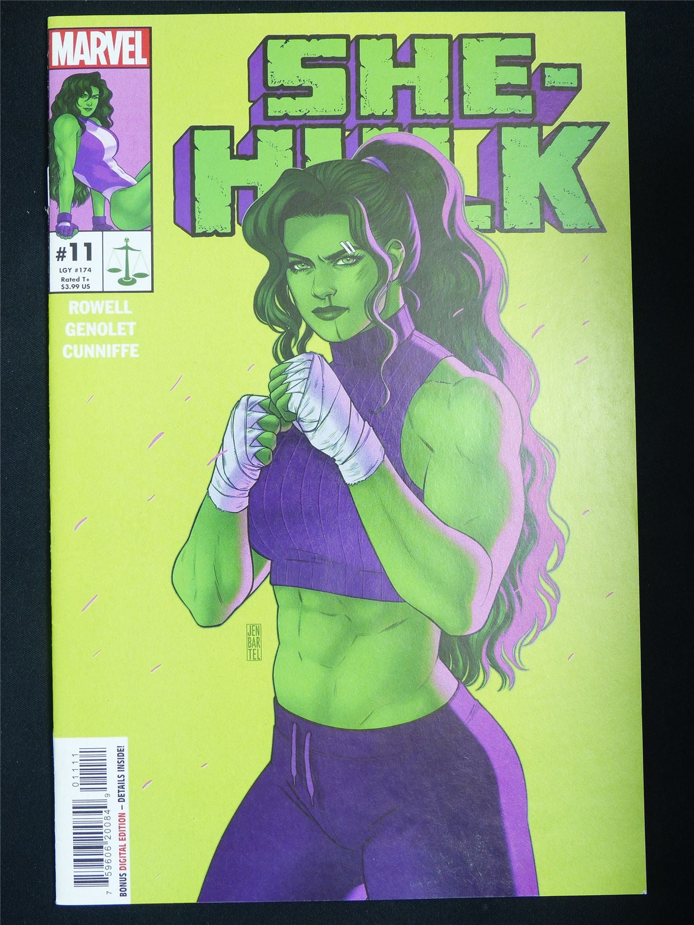 SHE-HULK #11 - Marvel Comic #CE