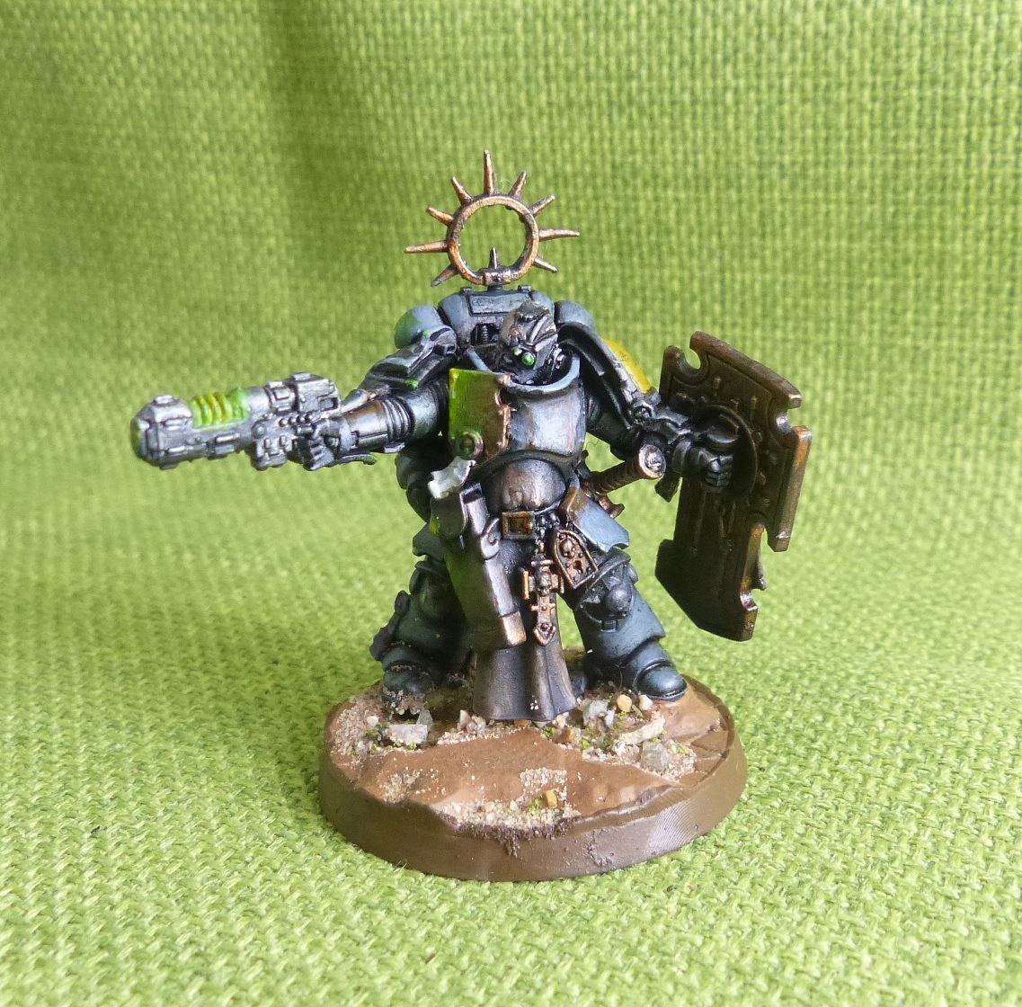 Lieutenant with Storm Shield Painted - Space Marines - Warhammer AoS 40k #K