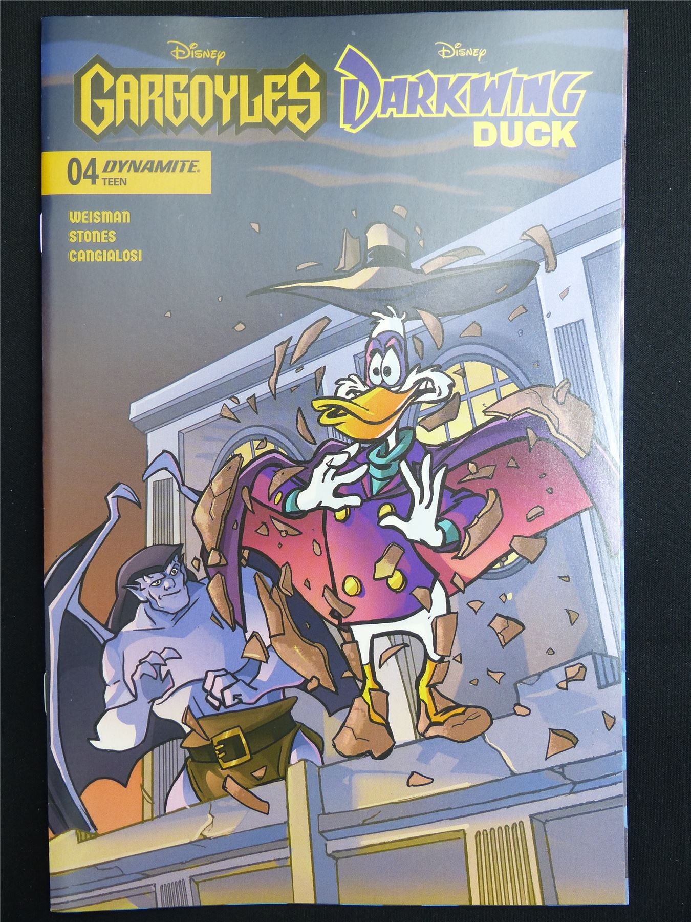 Disney GARGOYLES/ Darkwing Duck #4 - Apr 2026 Dynamite Comic #45S