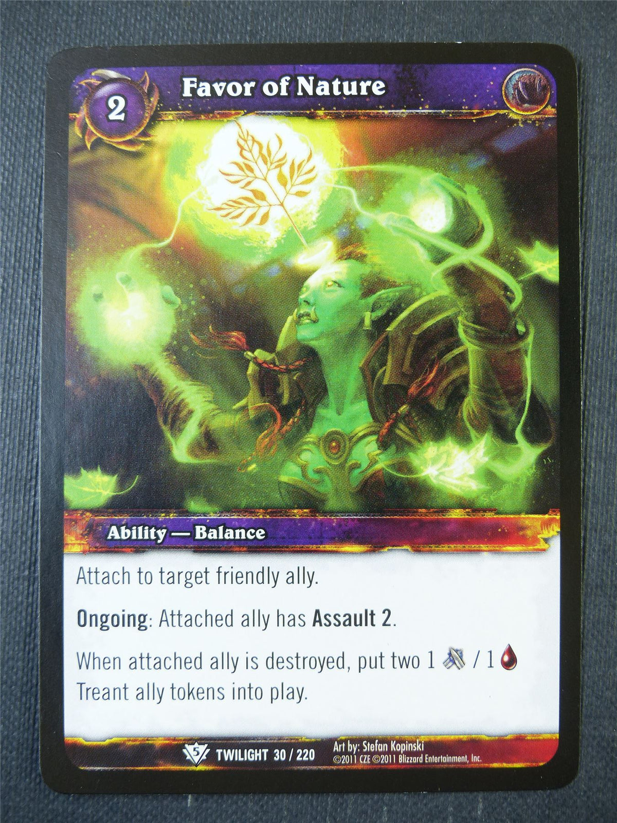 Favor of Nature 30/220 - WoW Card #13Y