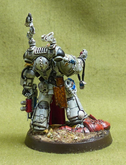 Primaris Apothecary painted - Blood Angels - Warhammer 40K #3YW