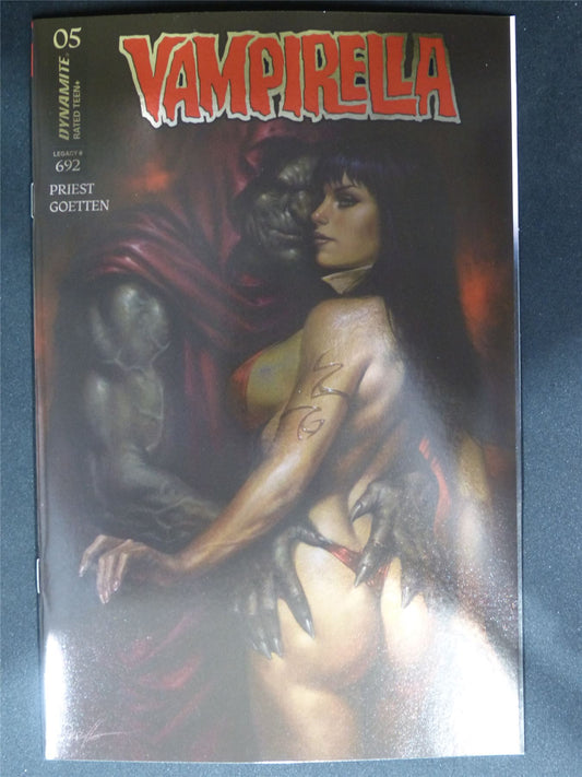 VAMPIRELLA #6 Blind Bag Cvr U Foil - Sep 2026 Dynamite Comic #4DQ