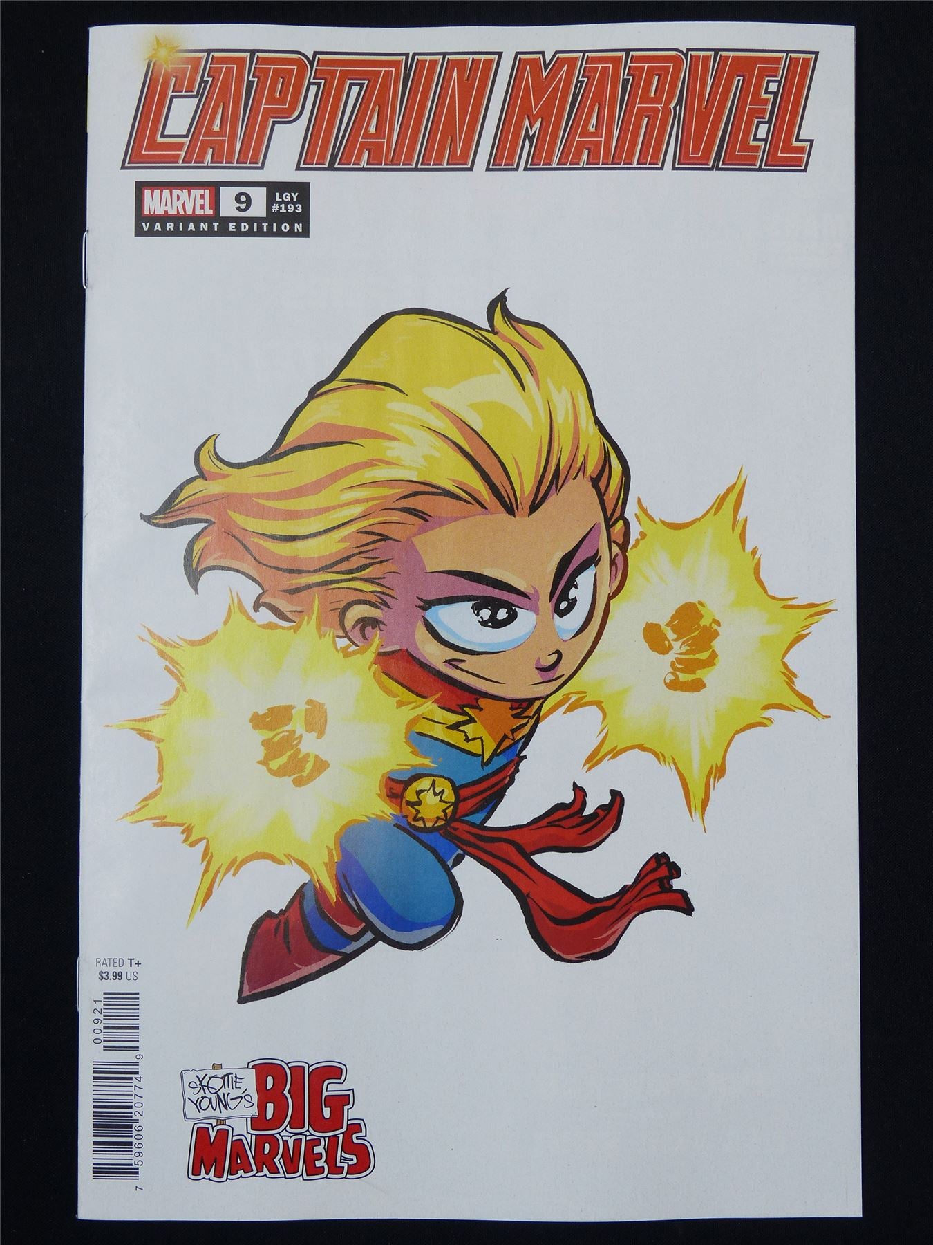 CAPTAIN Marvel #9 Skottie Young Variant - Aug 2024 Marvel Comic #21I