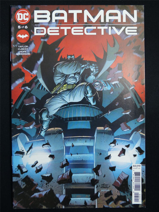 BATMAN: The Detective #5 - DC Comic #38D