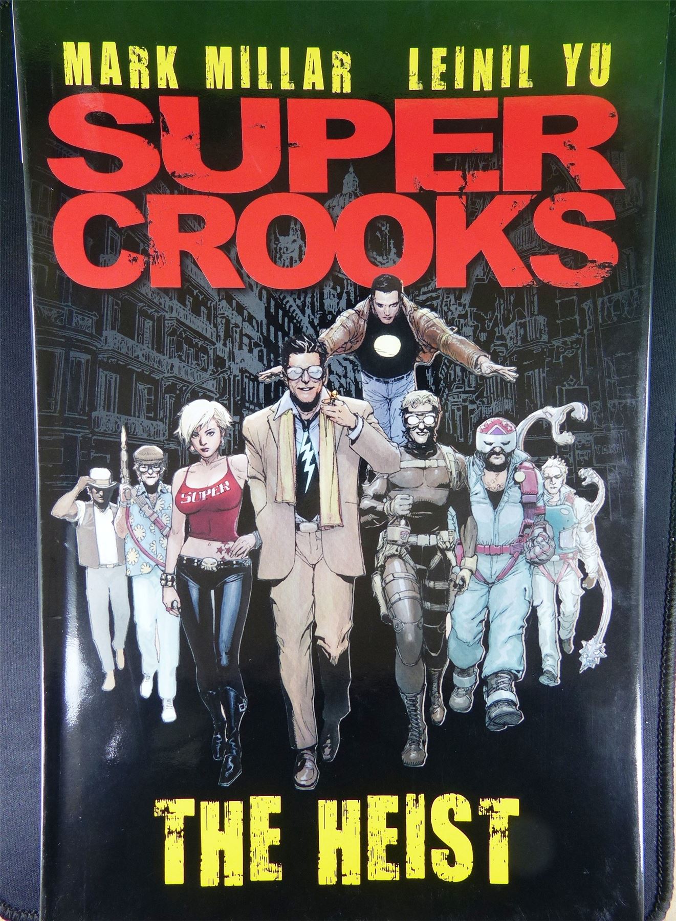 Super Crooks: The Hiest - Graphic Novel - Titan Comic #20K