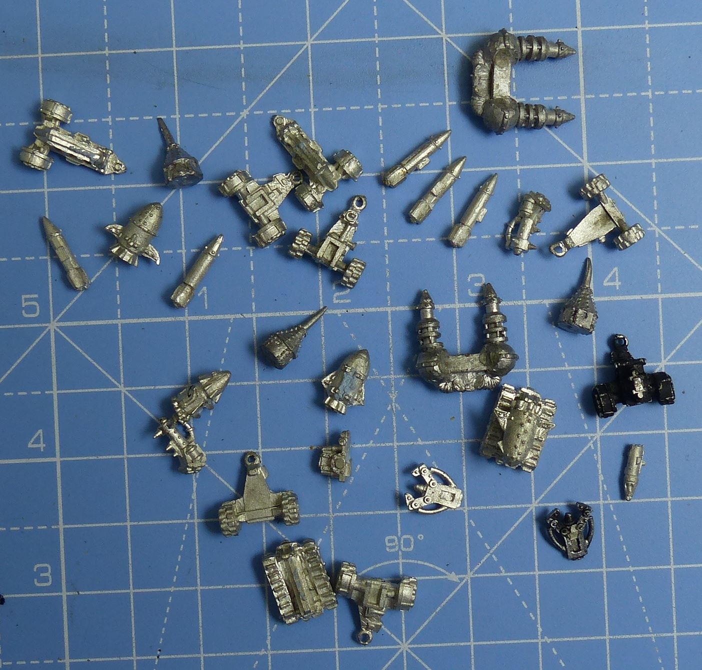 Classic Metal Ork Weapons Rockets & Accessories - Warhammer Epic #2LG