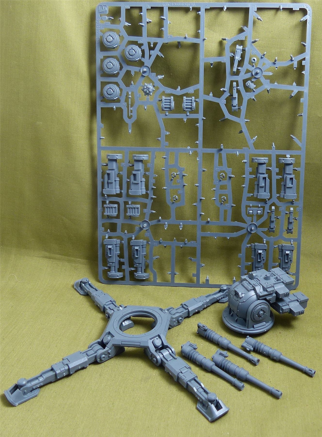 Araknae Quad Accelerator Platform part built - Saturnine - Warhammer HH #4Q5