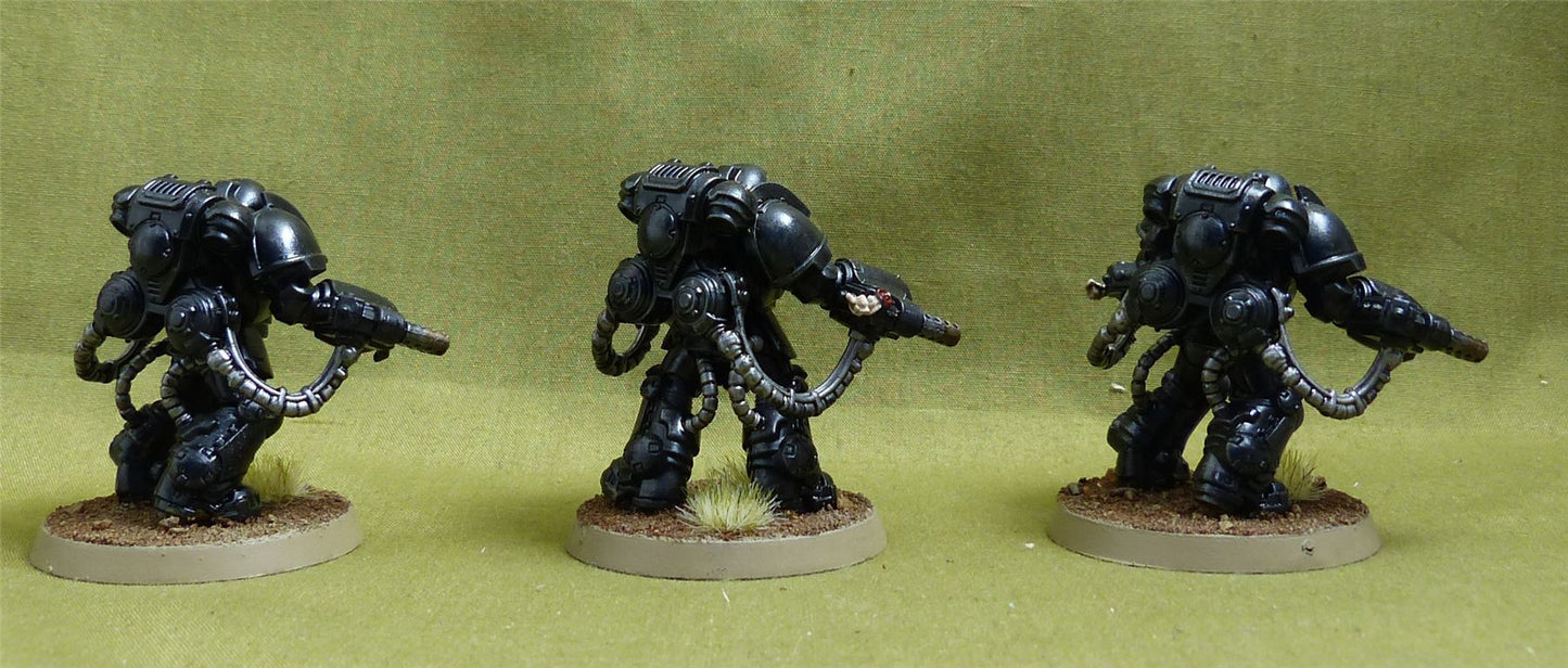 Primaris Aggressors painted - Iron Hands - Warhammer 40K #1HF