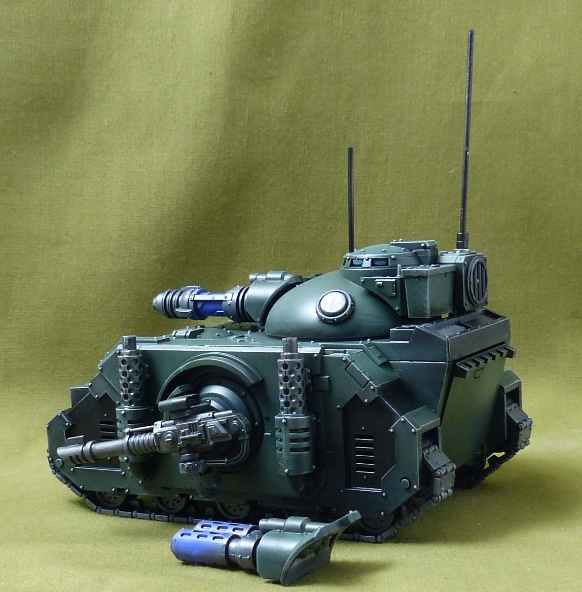 Deimos Pattern Predator Battle Tank Painted - Sons of Horus - Warhammer Horus Heresy #BF