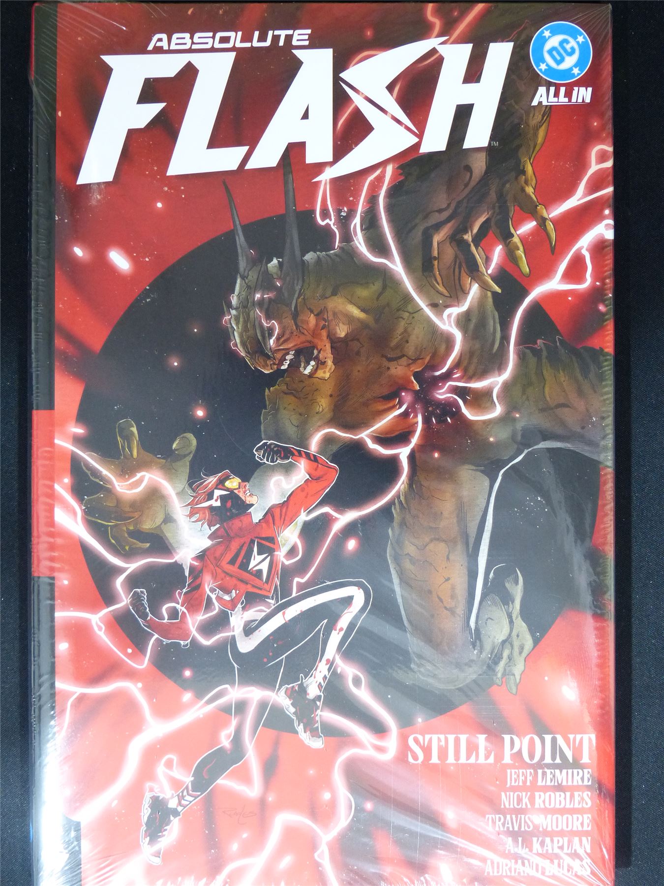 Absolute Flash: Still Point - DC Graphic Hardback #1MY
