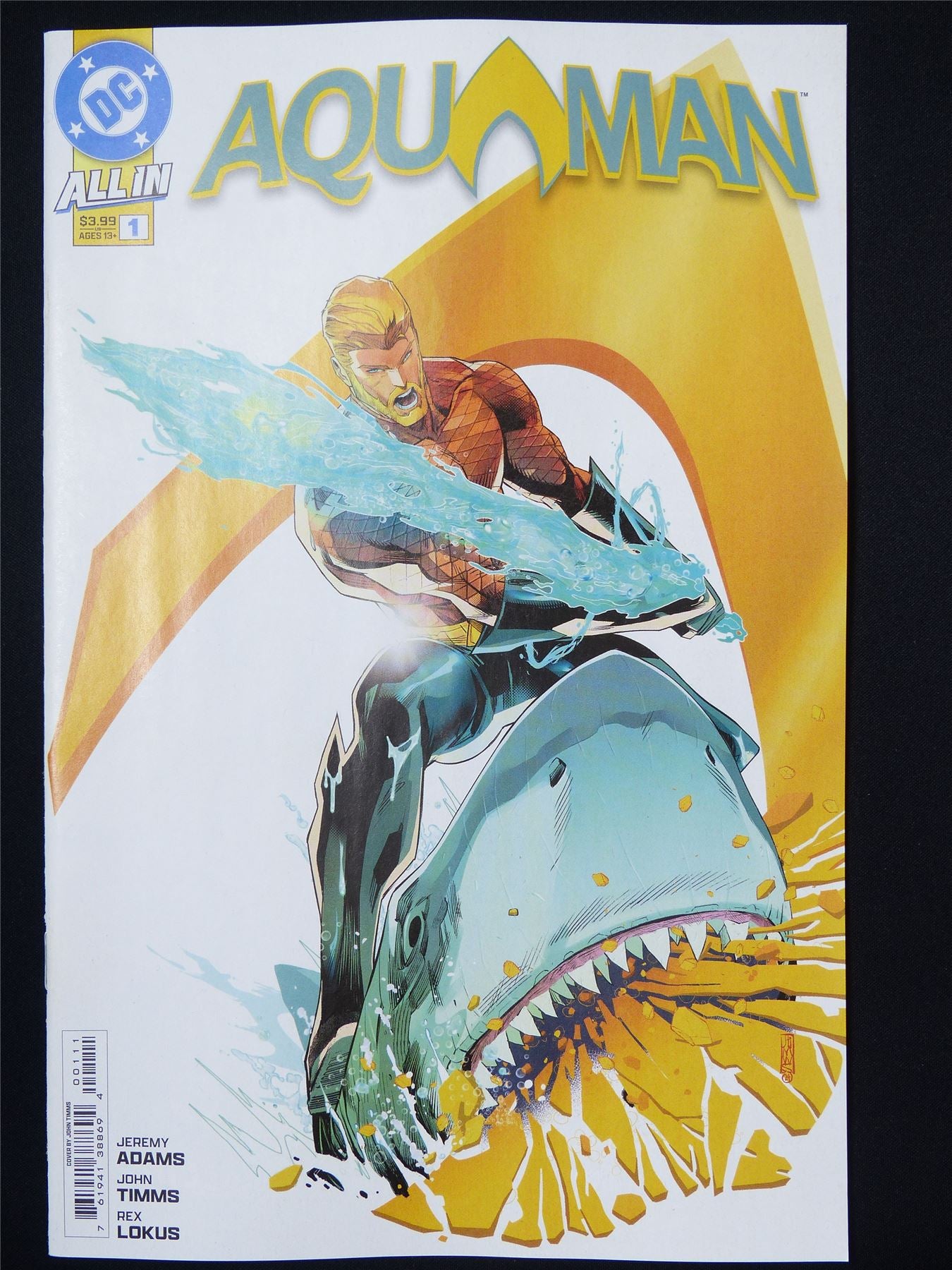 AQUAMAN #1 All-In - B&B Mar 2025 DC Comic #71F