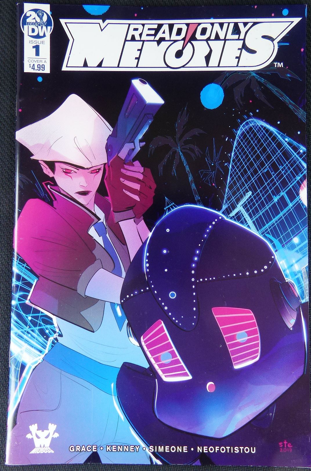 READ Only Memories #1 Cvr A - IDW Comic #S2