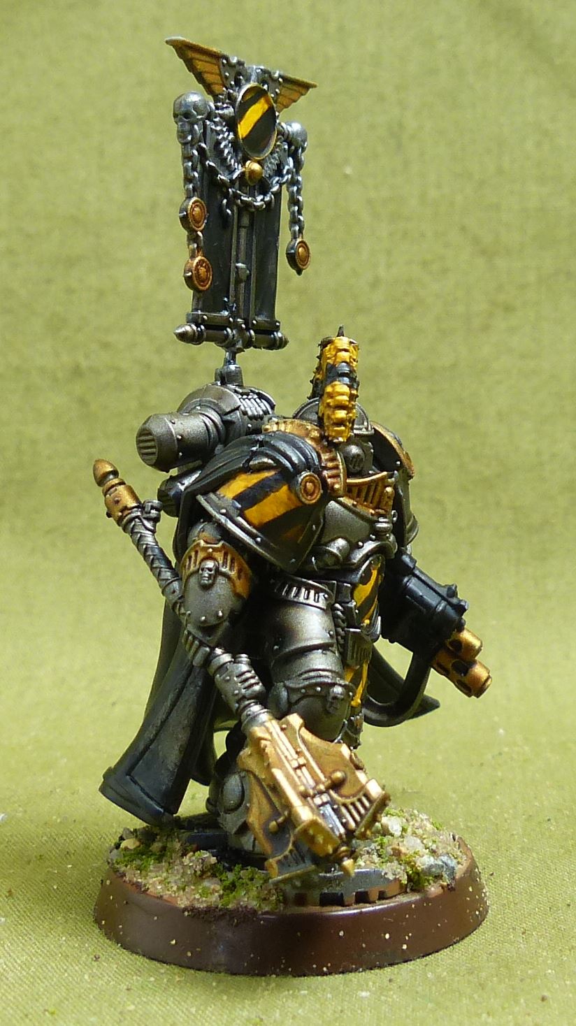 Centurion with Power Maul painted - Iron Warriors - Warhammer Horus Heresy #1QN