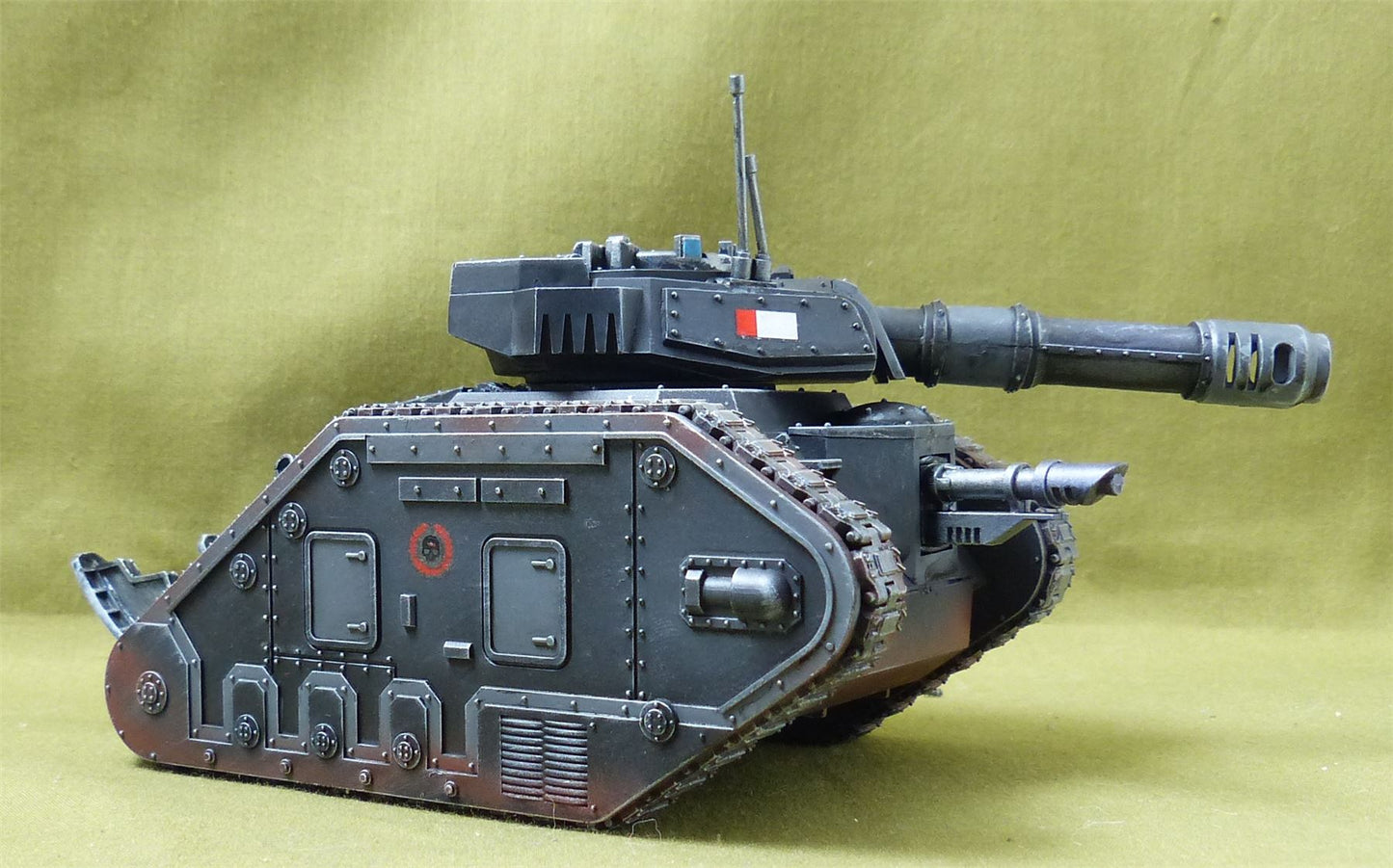 Solar Auxilia Leman Russ Assault Tank painted - Adeptus Astartes - Warhammer Horus Heresy #2WL