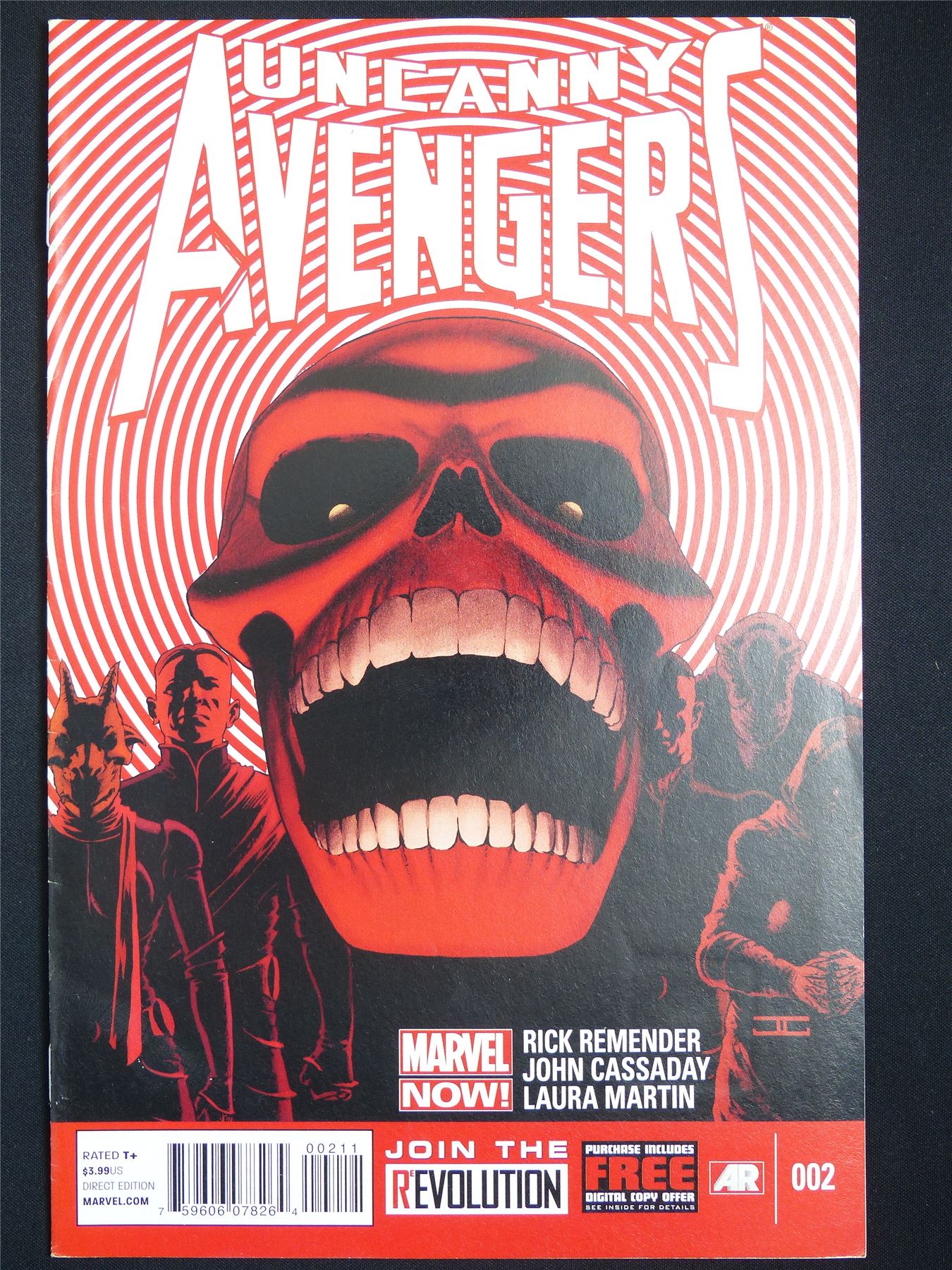 Uncanny AVENGERS #2 - Marvel Comic #69S