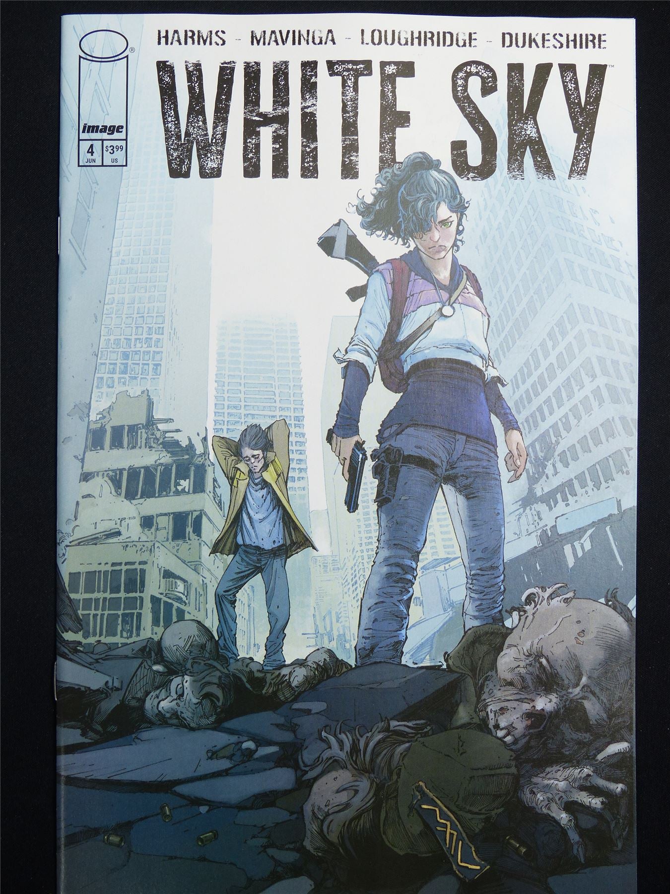 WHITE Sky #4 Cvr A - Jun 2026 Image Comic #1LR