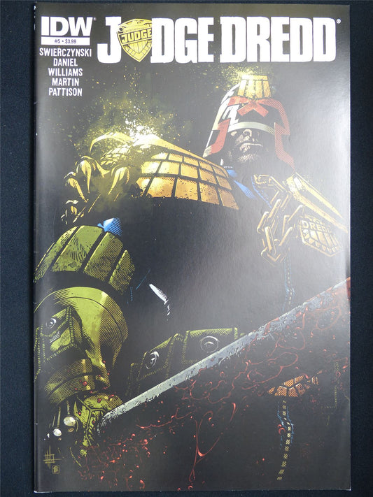 JUDGE Dredd #5 - IDW Comic #1SN