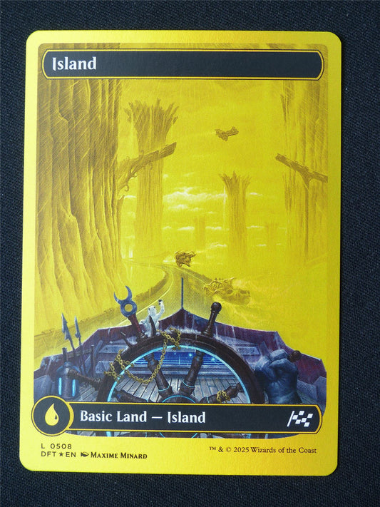 Island 0508 Showcase Foil - DFT - Mtg Card #93M