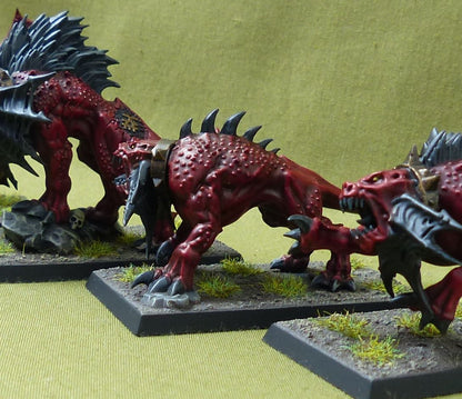 Flesh Hounds painted - Daemons of Chaos - Warhammer Old World #405