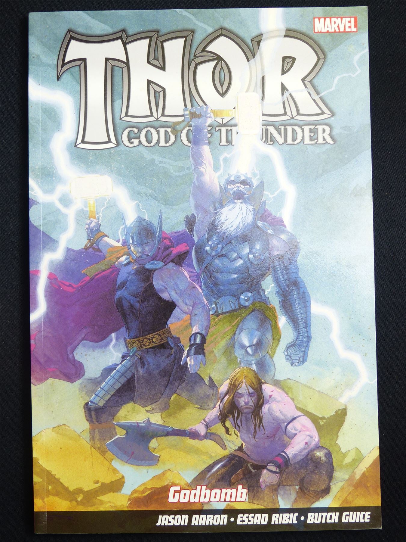 Thor God of Thunder: Godbomb - Marvel Graphic Softback #280