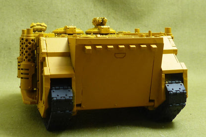 Deimos Pattern Rhino - Imperial Fists - Warhammer Horus Heresy #2N1