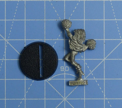 Elf Cheerleader Classic Metal - Warhammer Blood Bowl #Z3
