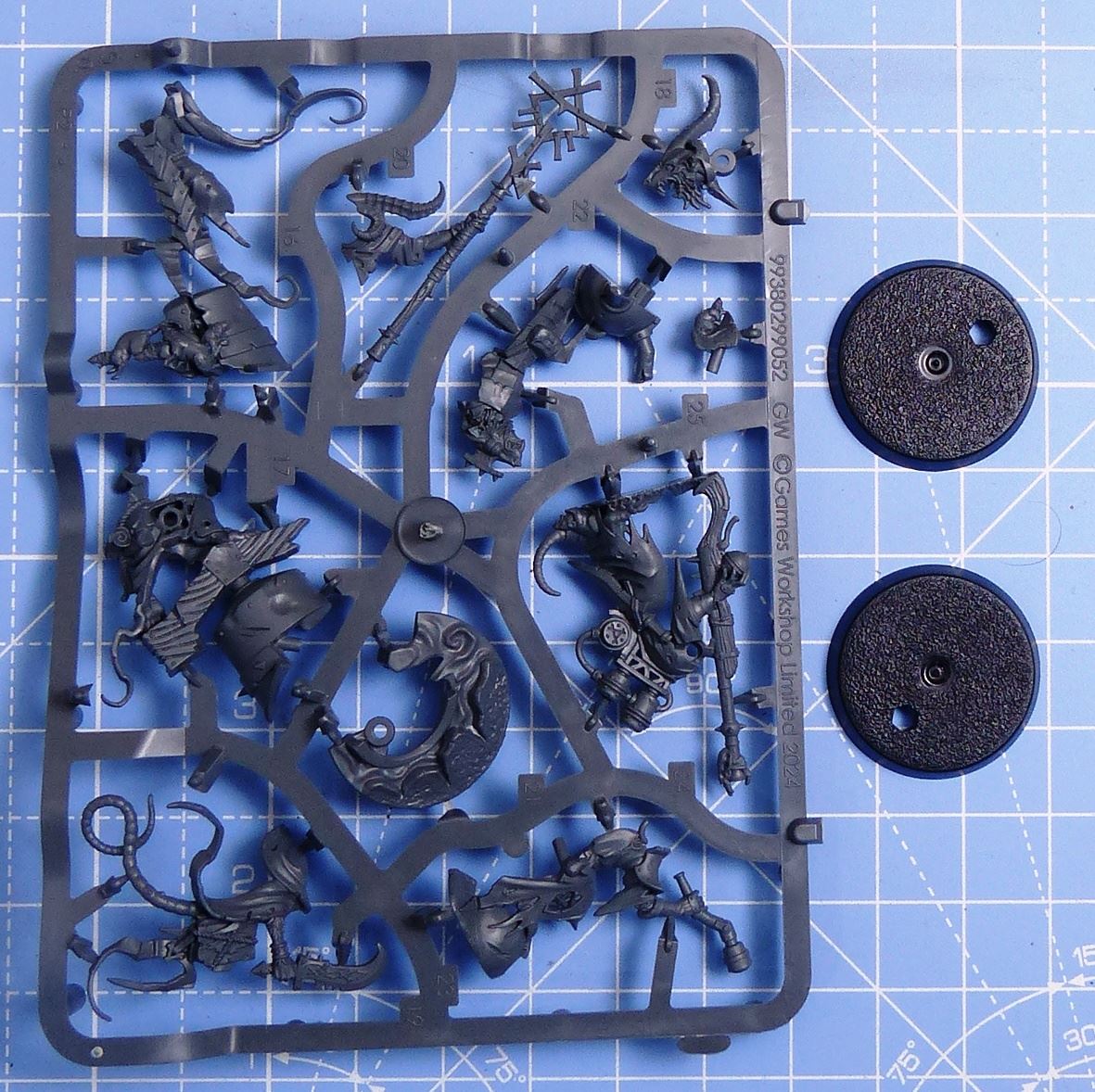 Grey Seer And Warplock Engineer complete sprue - Skaven - Warhammer AoS #4D5