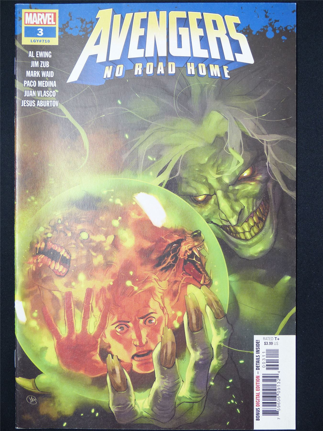 AVENGERS No Road Home #3 - B&B Marvel Comic #7O0