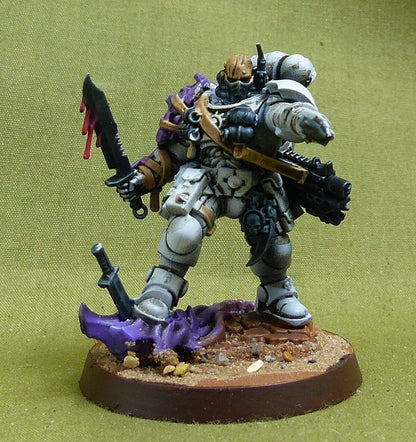 Lieutenant with Combi Weapon painted - White Scars - Warhammer 40K #4PR