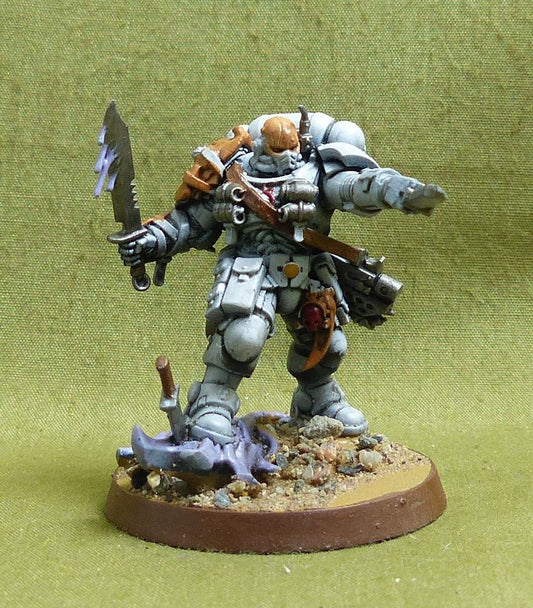 Lieutenant with Combi Weapon painted - White Scars - Warhammer 40K #4CE