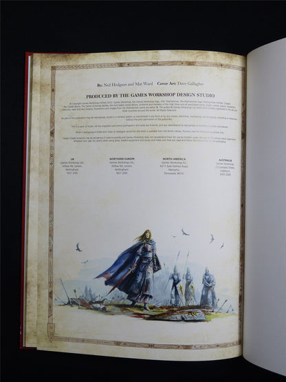 Uniforms & Heraldry of the High Elves Hardback - Warhammer Old World #1GV