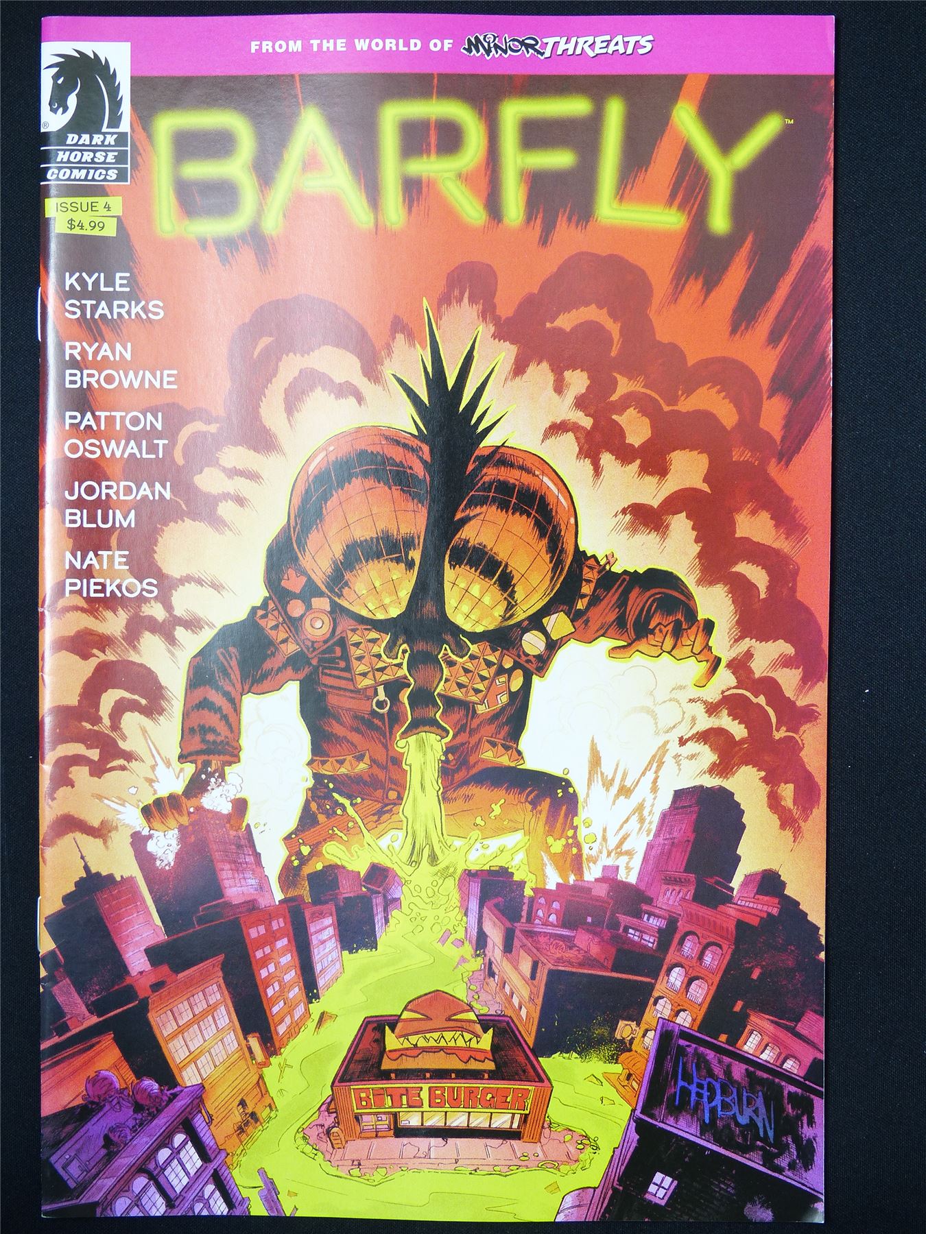 Minor Threat: BARFLY #4 - Dark Horse Comic #6D0